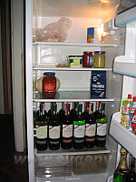 Запас вина в холодильнике - 3 ряда