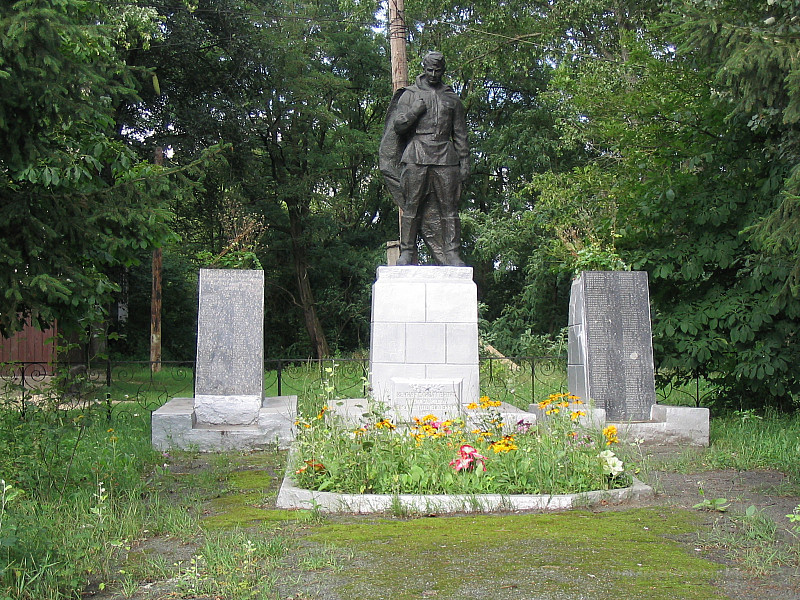 В каждом селе - памятник